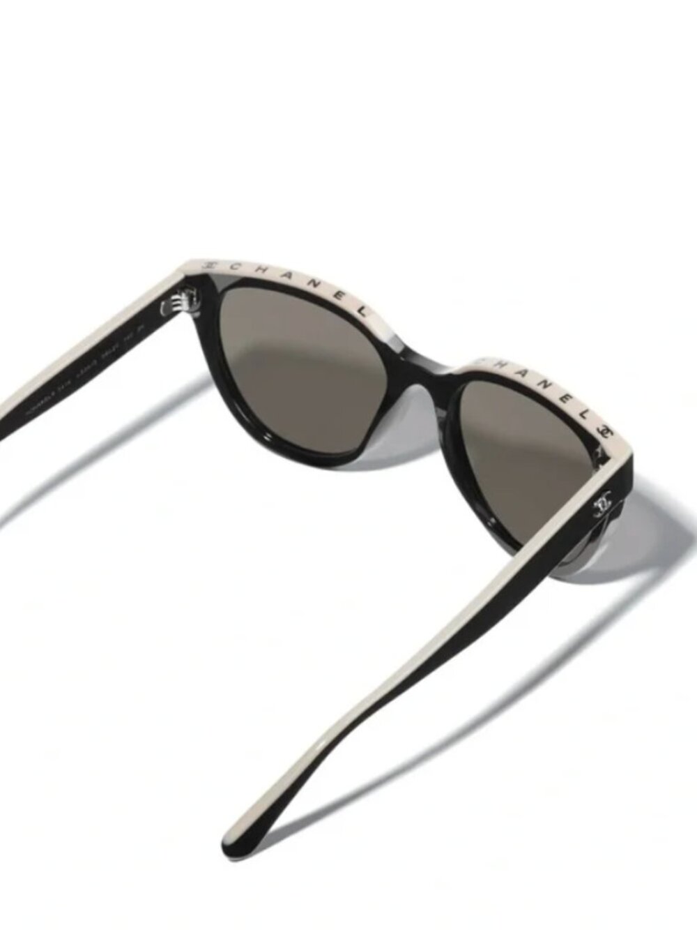 CHANEL CH5414 Butterfly Sunglasses Black/Beige - SOLD OUT! - Picture 2 of 5